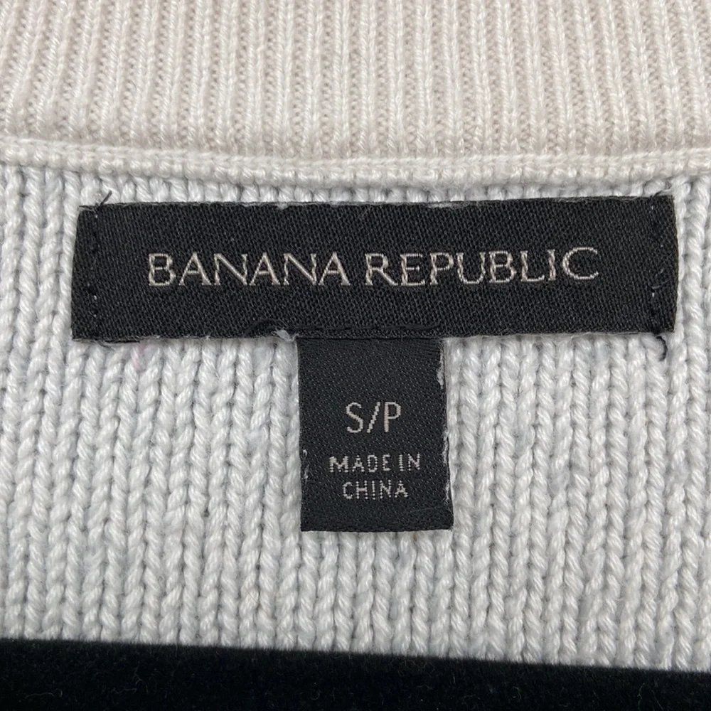 Banana Republic ’Dorito’ Sweater - Picture 2 of 11